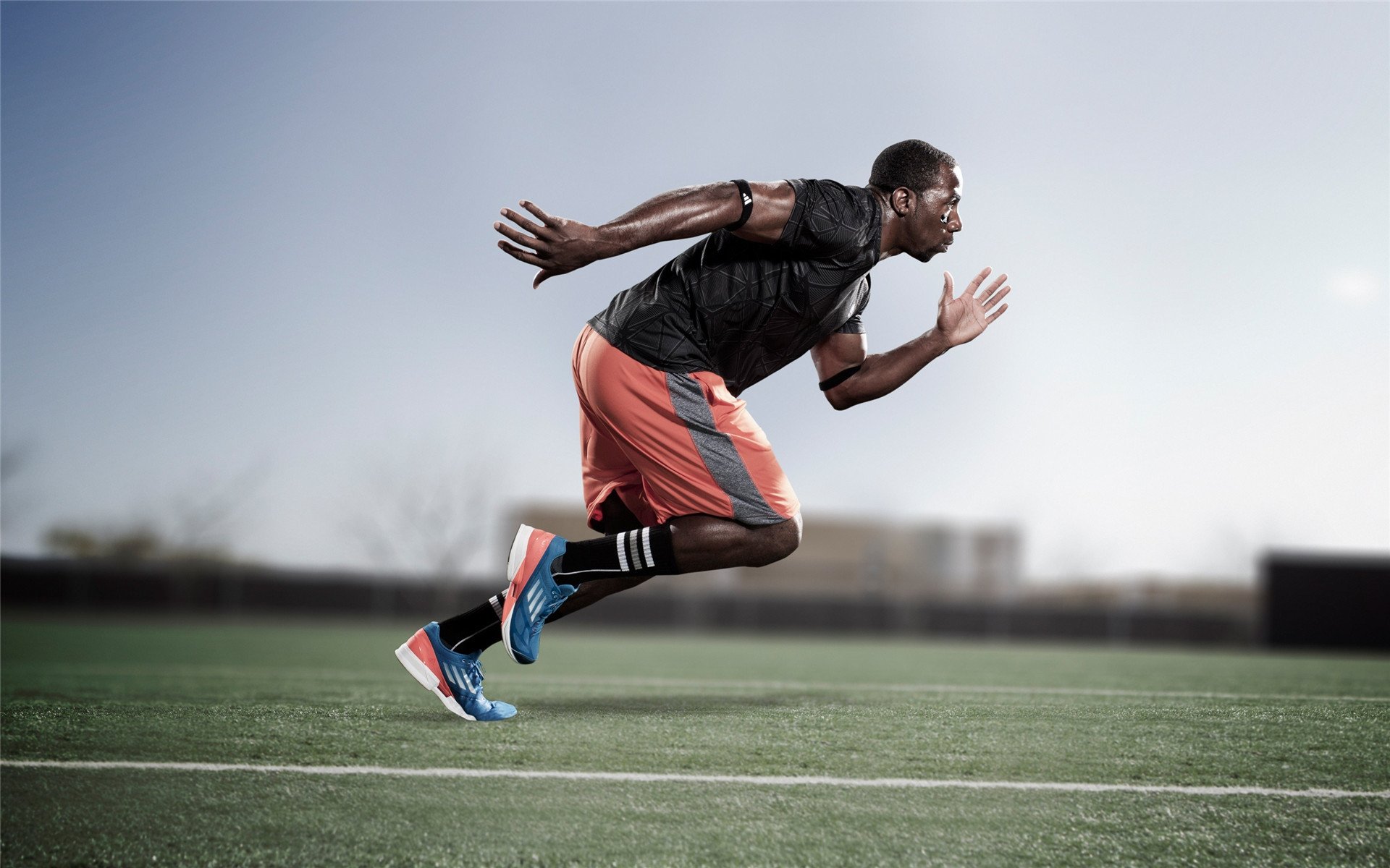 “埃尔斯·霍斯特全场最佳，南非羚羊队迎接世界杯”